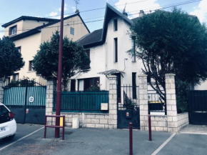 Hotels in Charenton-Le-Pont